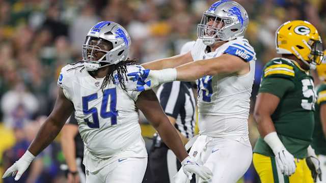 Detroit Lions defensive linemen Alim McNeill and John Cominsky